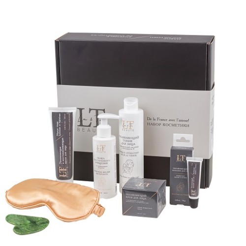 Подарочный набор косметики для ухода за лицом LT4