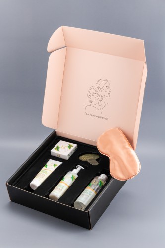 Подарочный набор уходовой косметики для лица с гуаша, 5 предметов