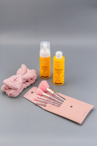 Набор косметики для лица c кистями, 4 предм