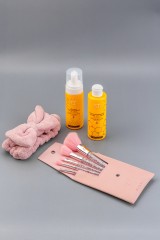 Набор косметики для лица c кистями, 4 предм