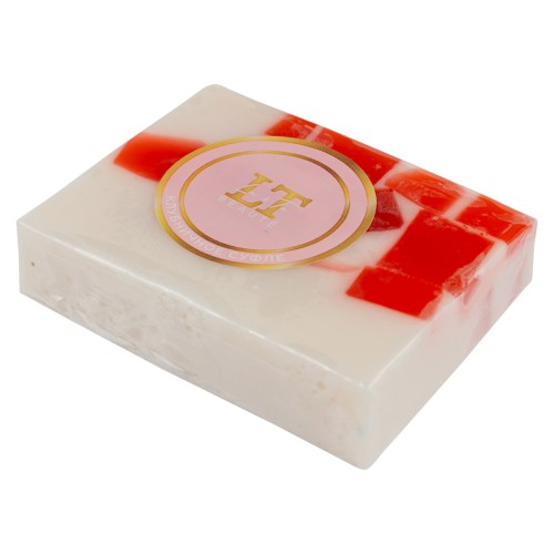 Мыло твердое ручной работы с добавлением эфирных масел "Клубничное суфле"