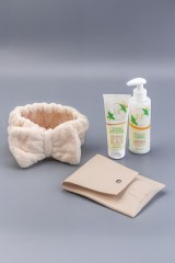 Косметический подарочный набор уходовой косметики для лица с кистями для макияжа